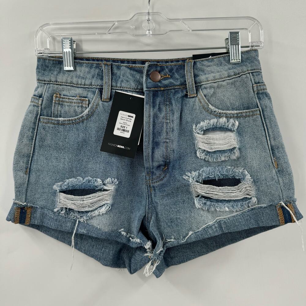NWT Fashion Nova can’t cuff me denim shorts